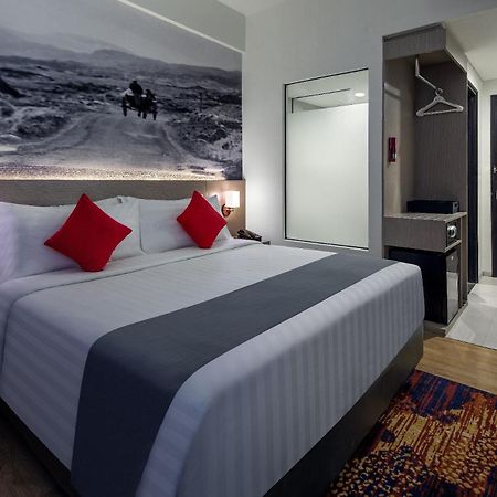 Neo+Waru-Sidoarjo By Aston Hotel Ngoại thất bức ảnh