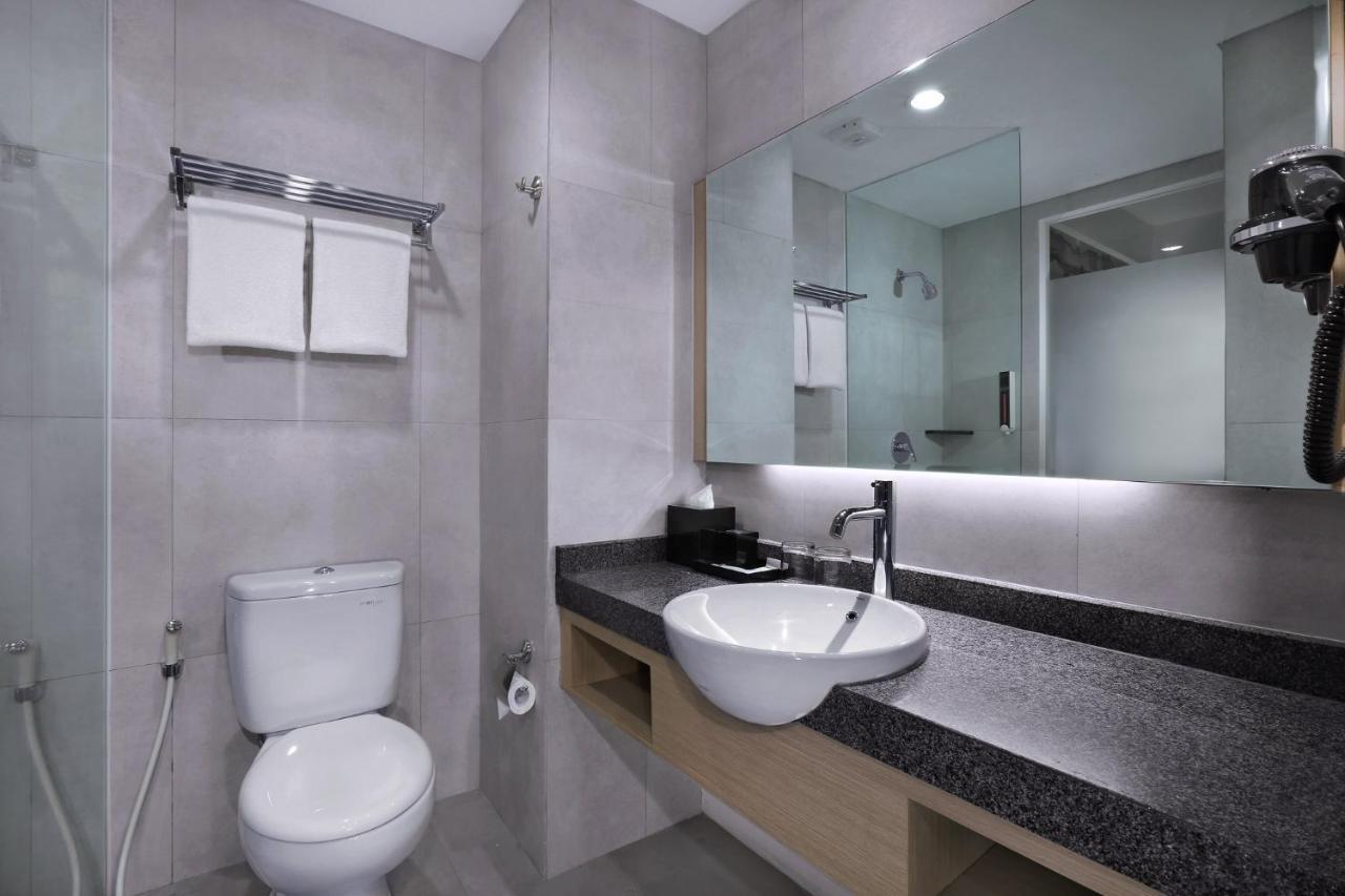 Neo+Waru-Sidoarjo By Aston Hotel Ngoại thất bức ảnh